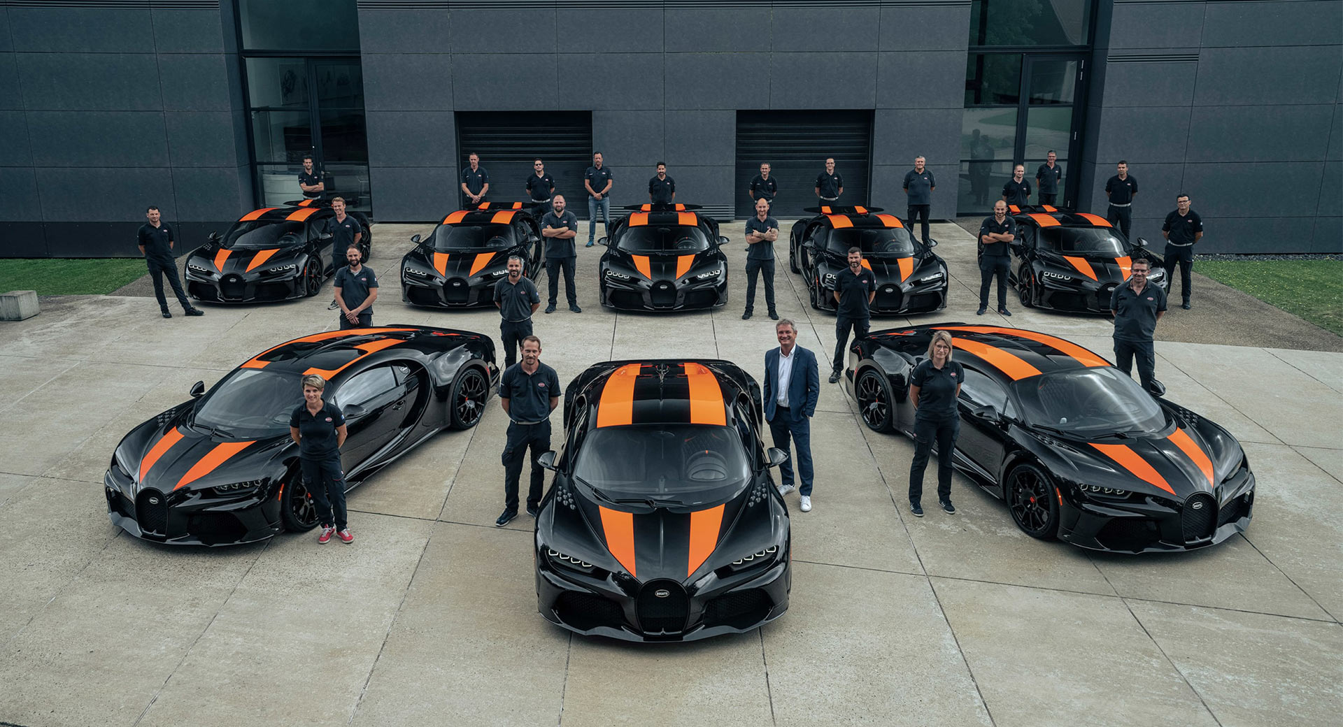 Kemewahan Bertemu Kecepatan: Keistimewaan Bugatti Chiron Super Sport 300+